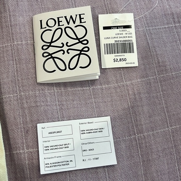 Loewe Luna Curve shoulder bag - Picture 13 of 14